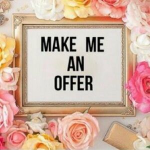 Most reasonable offers are accepted! 🌸